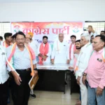 दुर्ग में कांग्रेस का बड़ा सियासी दांव, पूर्व आप जिलाध्यक्ष व शिवसेना नेताओं समेत सैकड़ों नेताओं ने किया कांग्रेस प्रवेश