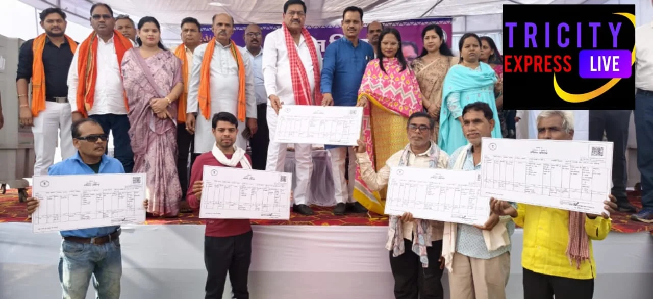 सुशासन तिहार 2026 बना ग्रामीणों के लिए खुशियों का त्योहार, कौड़िया के हितग्राहियों को मिला स्वामित्व प्रमाण पत्र, वर्षों की प्रतीक्षा हुई पूरी