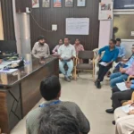 पीएम स्वनिधि योजना के लंबित प्रकरणों के निराकरण हेतु निगम आयुक्त ने ली बैंकर्स की समीक्षा बैठक, 15 दिवस के भीतर लंबित प्रकरणों के निराकरण का आश्वासन