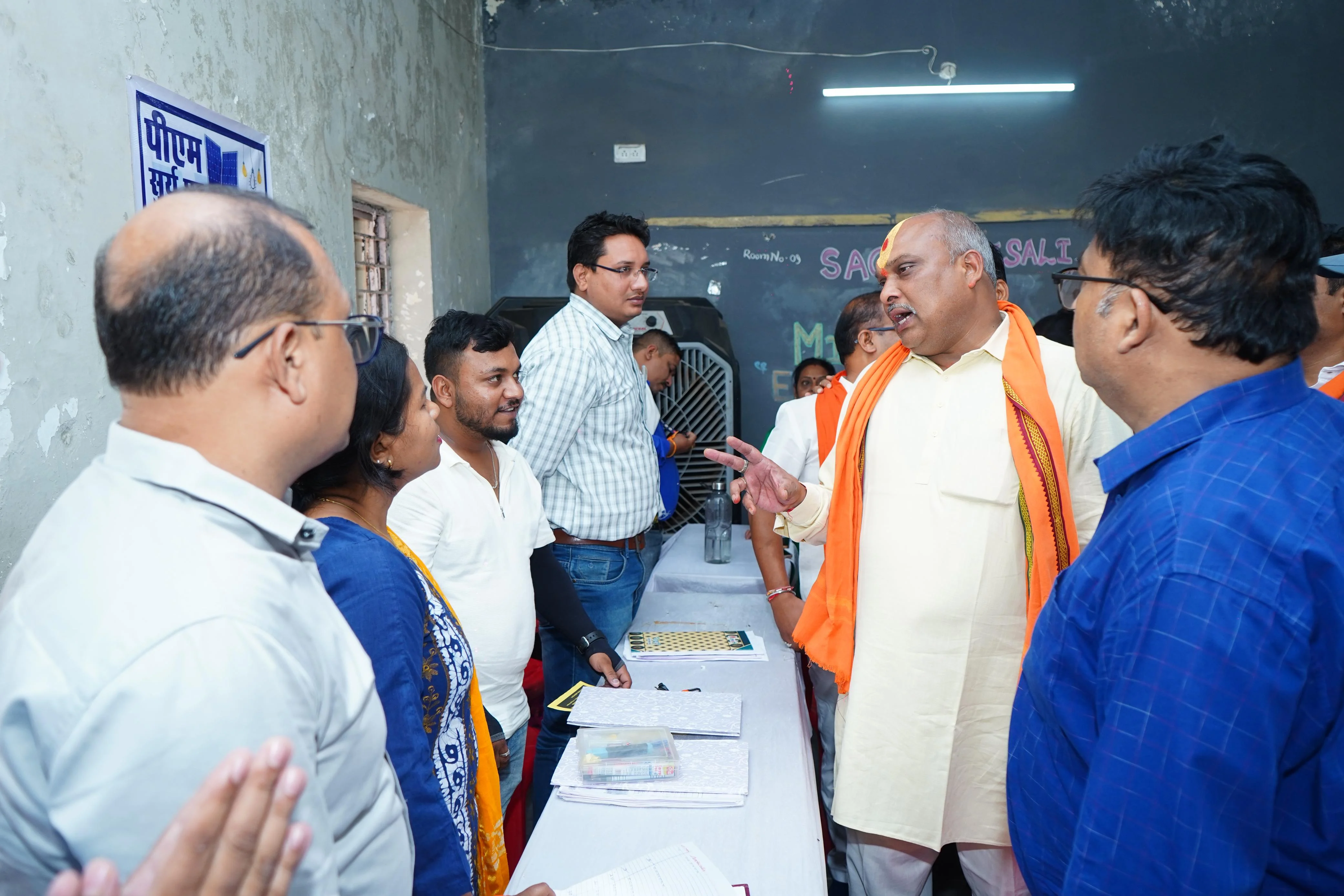 सुशासन तिहार-2026 में विधायक ललित चन्द्राकर ने सुनी जनसमस्याएं, गर्भवती माताओं सुपोषण टोकरी व दिव्यांगों ट्रायसिकल प्रदान किया