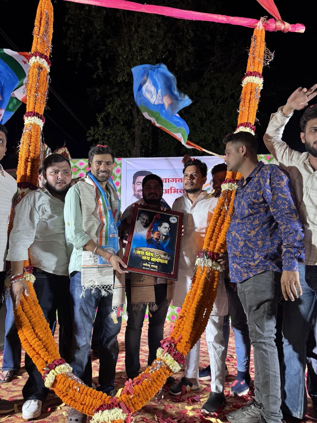 NSUI राष्ट्रीय अध्यक्ष विनोद जाखड़ का दुर्ग में स्वागत, रायपुर से नागपुर जाते समय NSUI कार्यकर्ताओं ने किया स्वागत अभिनंदन