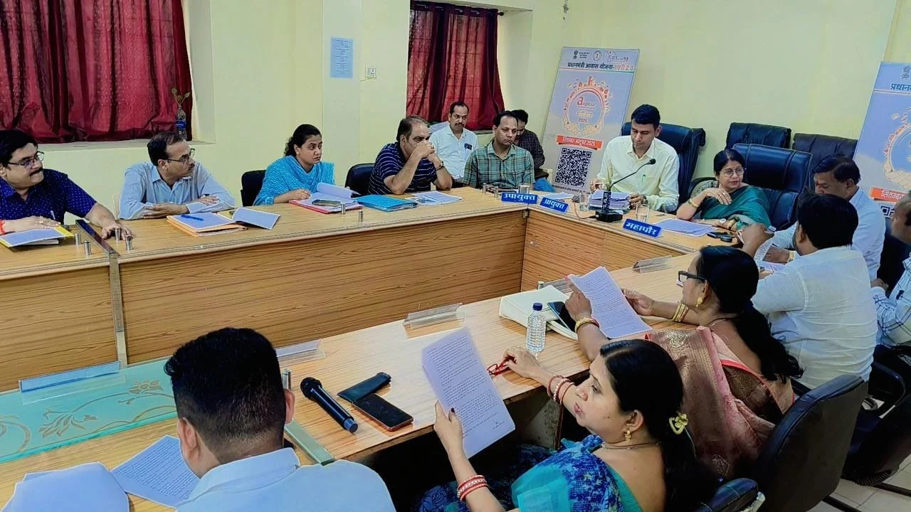 महापौर अलका बाघमार की अध्यक्षता में एमआईसी बैठक संपन्न, सड़क चौड़ीकरण व सौंदर्यीकरण के प्रस्तावों को मिली मंजूरी