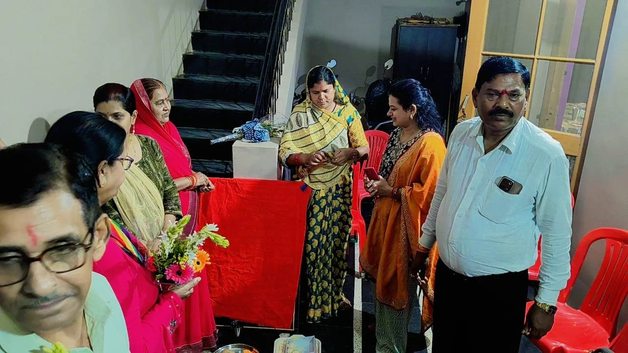 नाली एवं पुलिया निर्माण कार्यों का लोक कर्म प्रभारी देव नारायण चन्द्राकर ने किया भूमिपूजन