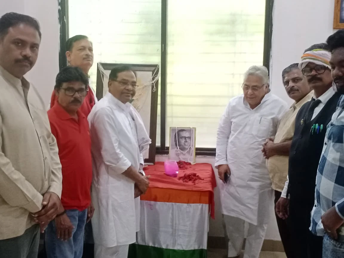 संजय गांधी की 46वीं पुण्यतिथि पर अरुण वोरा ने दी श्रद्धांजलि