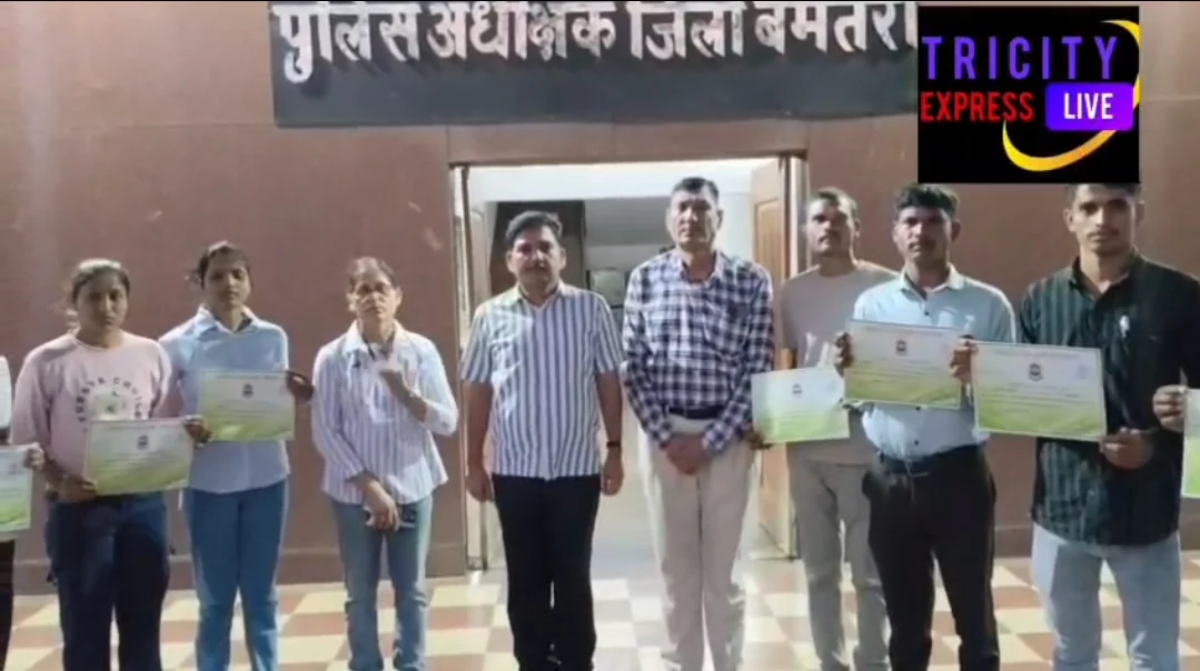 नवनियुक्त आरक्षकों को सेवा, अनुशासन, समर्पण और कर्तव्यनिष्ठा के साथ कार्य करने का संदेश देते हुए पुलिस सेवा के उद्देश्य के संबंध में किया मार्गदर्शन