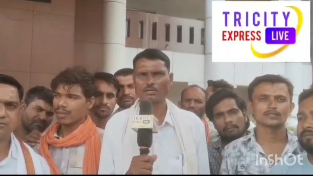 चेचानमेटा के सचिव के खिलाफ ग्रामीणों ने खोला मोर्चा, कलेक्टर से शिकायत