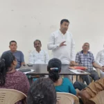 मध्य ब्लॉक के पदाधिकारी बूथ में जाएं बूथ को मजबूत करें जनहित के मुद्दे उठायें :धीरज बाकलीवाल