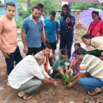 डॉ. श्यामा मुखर्जी की 125वीं जयंती पर प्रधानमंत्री आवास परिसर में छायादार एवं फलदार पौधे लगाकर लिया संकल्प