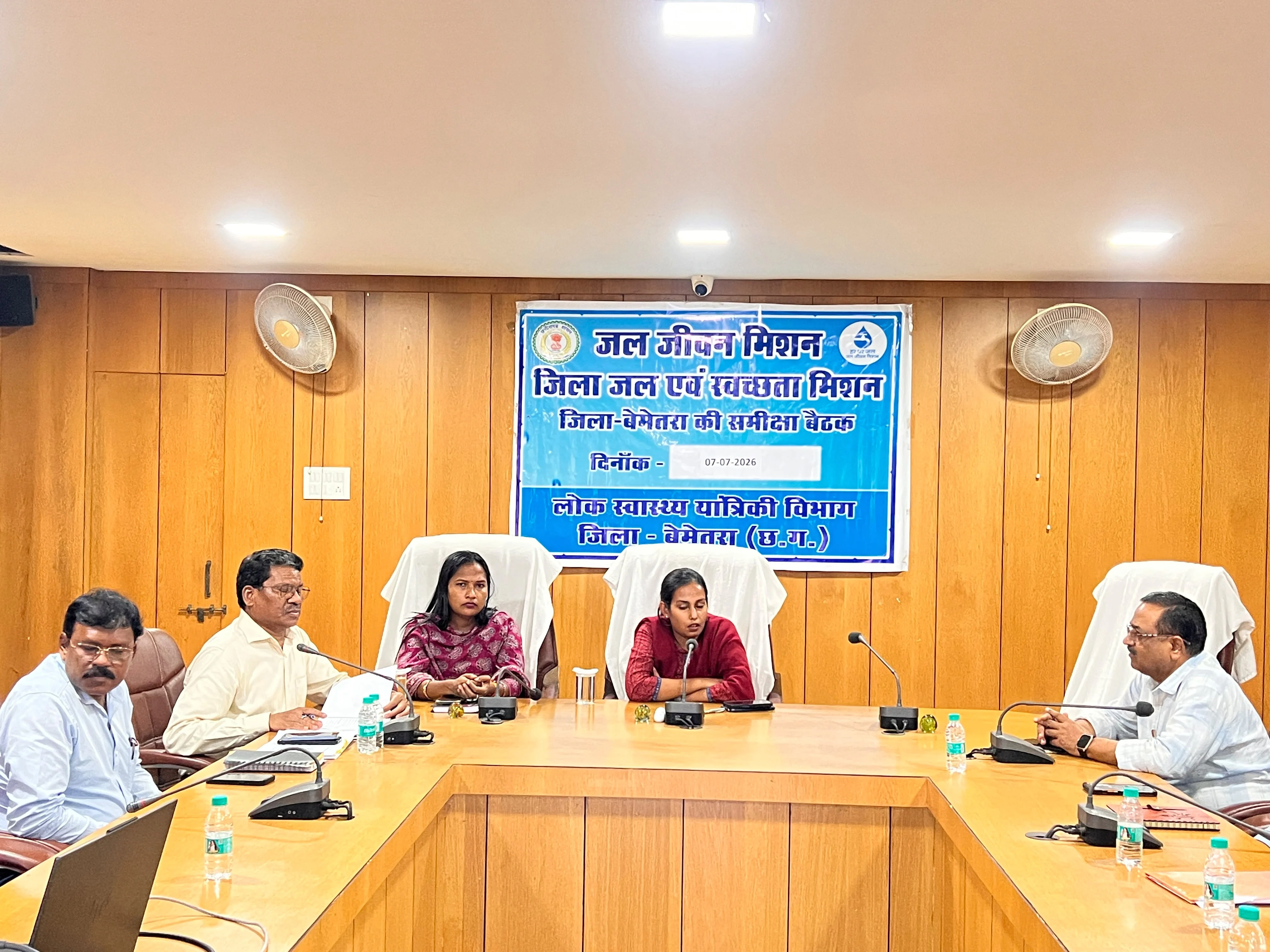 जल जीवन मिशन के कार्यों में गुणवत्ता एवं समय-सीमा से कोई समझौता नहीं, हर घर तक सुरक्षित पेयजल पहुंचाना सर्वोच्च प्राथमिकता : कलेक्टर प्रतिष्ठा ममगाईं