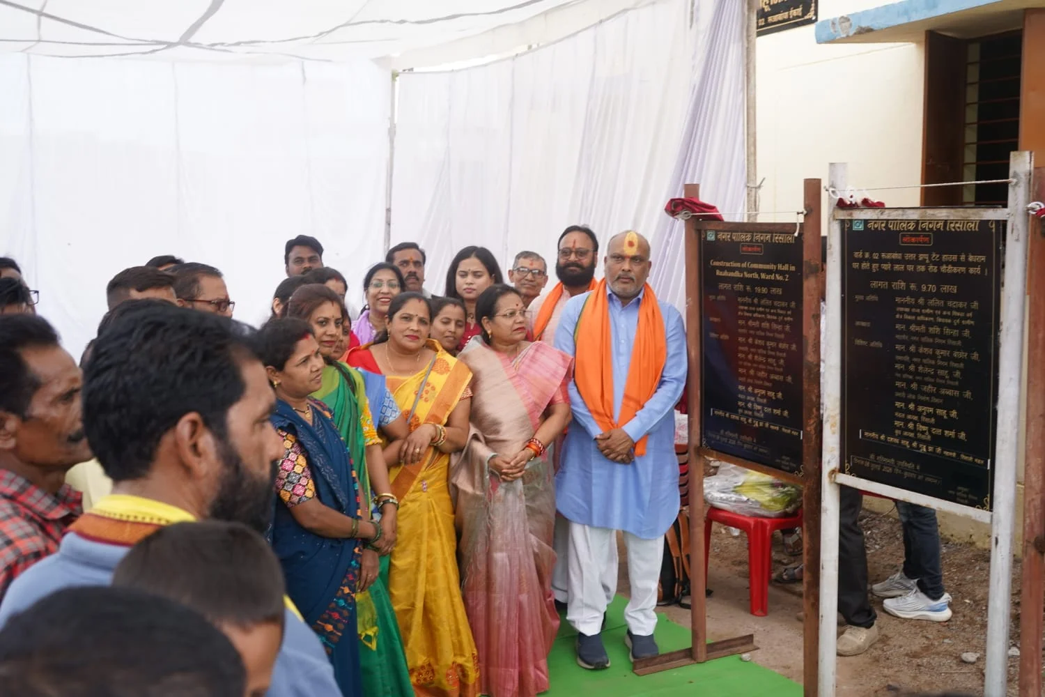 दुर्ग ग्रामीण विधायक ललित चंद्राकर ने नगर निगम रिसाली क्षेत्र के अंतर्गत रूआबांधा,तालपुरी में कुल लागत राशि 181.76 लाख रूपए के विभिन्न विकास कार्यों का लोकार्पण कर जनता को समर्पित किया