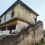 जान जोखिम में डालकर जर्जर वाला भवनों में पढ़ रहे मासूम- पूर्व पार्षद