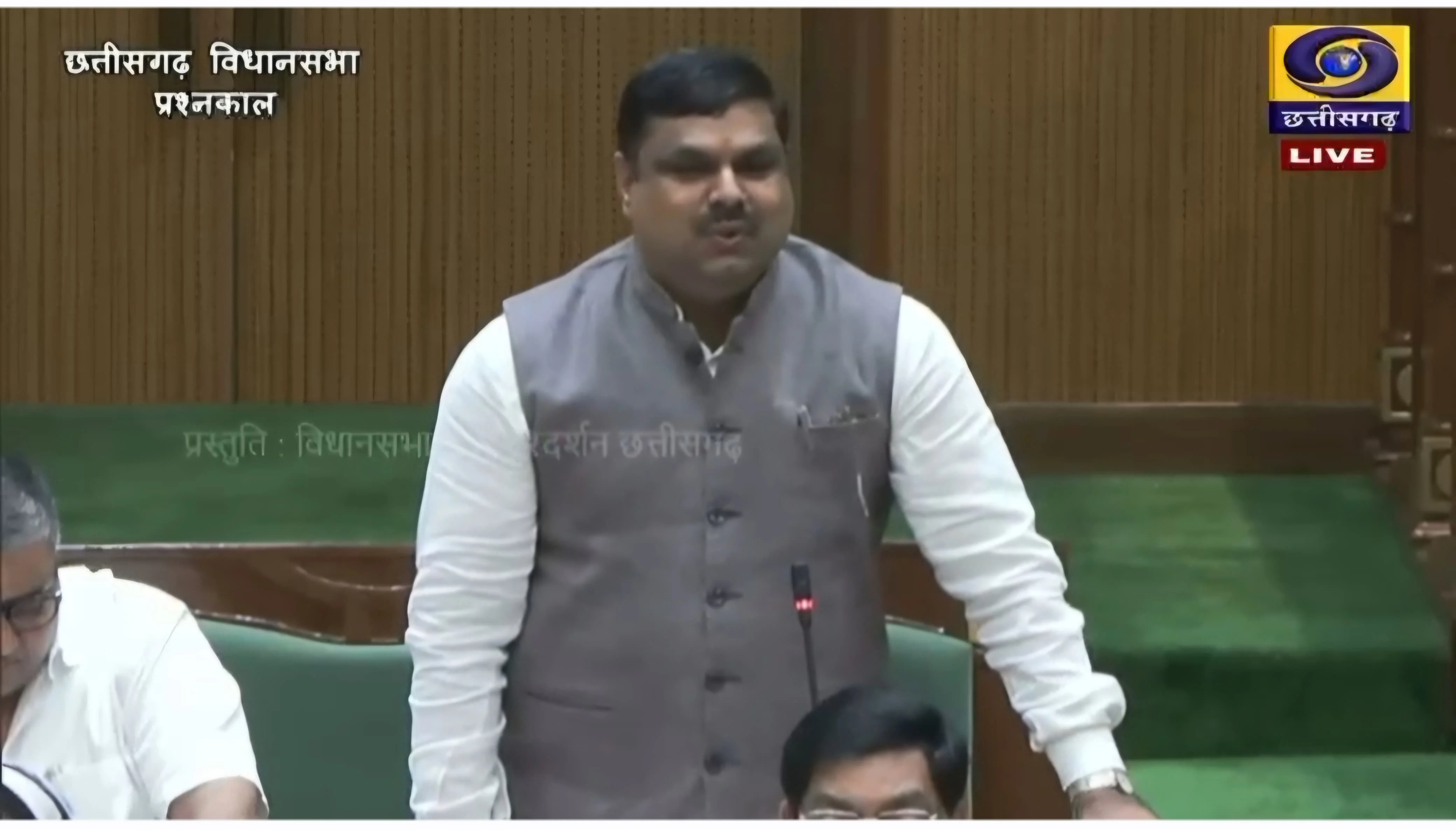 छत्तीसगढ़ विधानसभा में डॉ. तीजन बाई को श्रद्धांजलि, शिक्षा मंत्री गजेन्द्र यादव ने किया जीवनवृत्त का वाचन