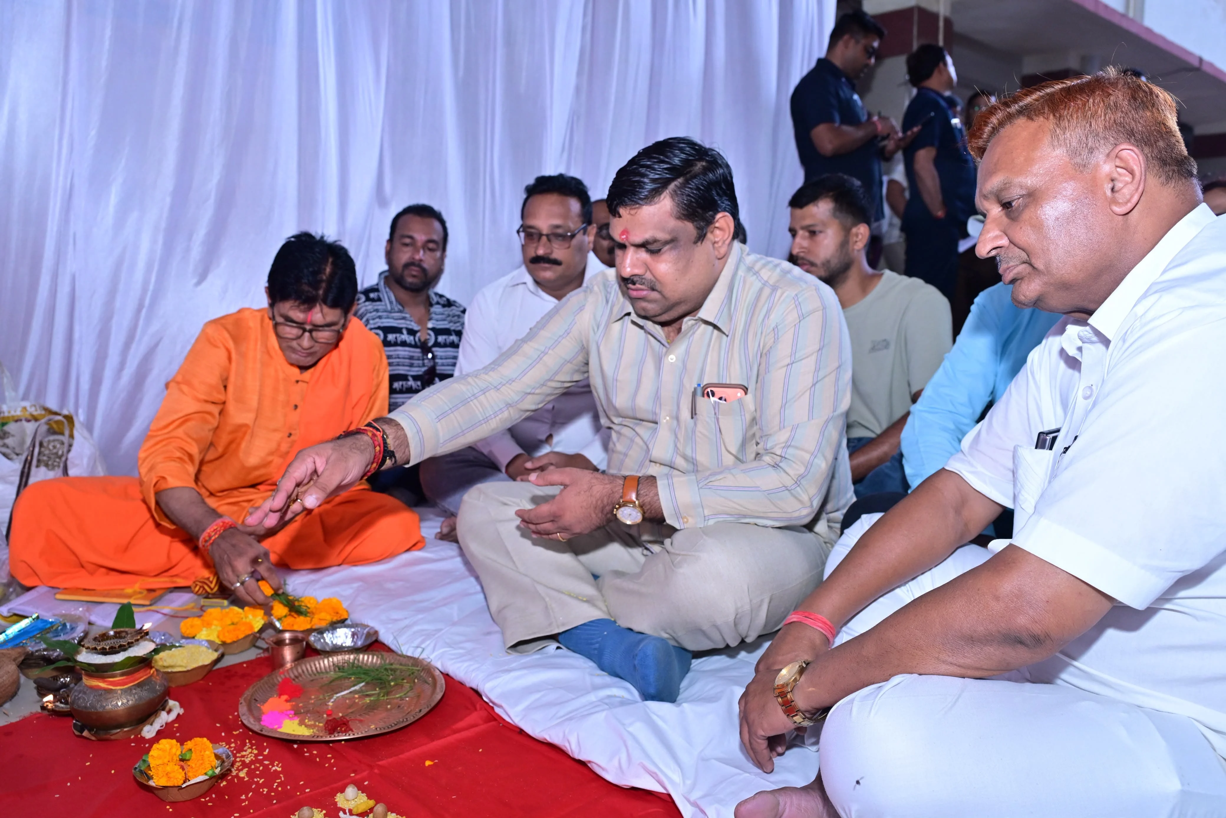 जिला चिकित्सालय में बनेगा आधुनिक सर्जिकल विंग, शिक्षा मंत्री गजेन्द्र यादव ने किया भूमिपूजन