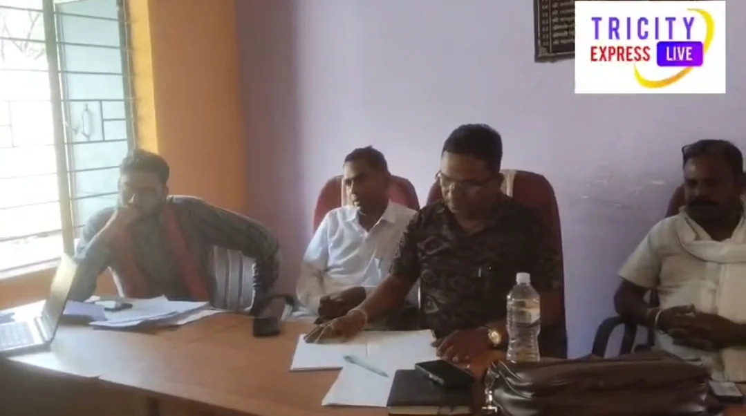 परपोड़ा की ग्राम सभा में आरोप प्रत्यारोप, अतिक्रमण को लेकर भी ग्रामीणों ने की शिकायत