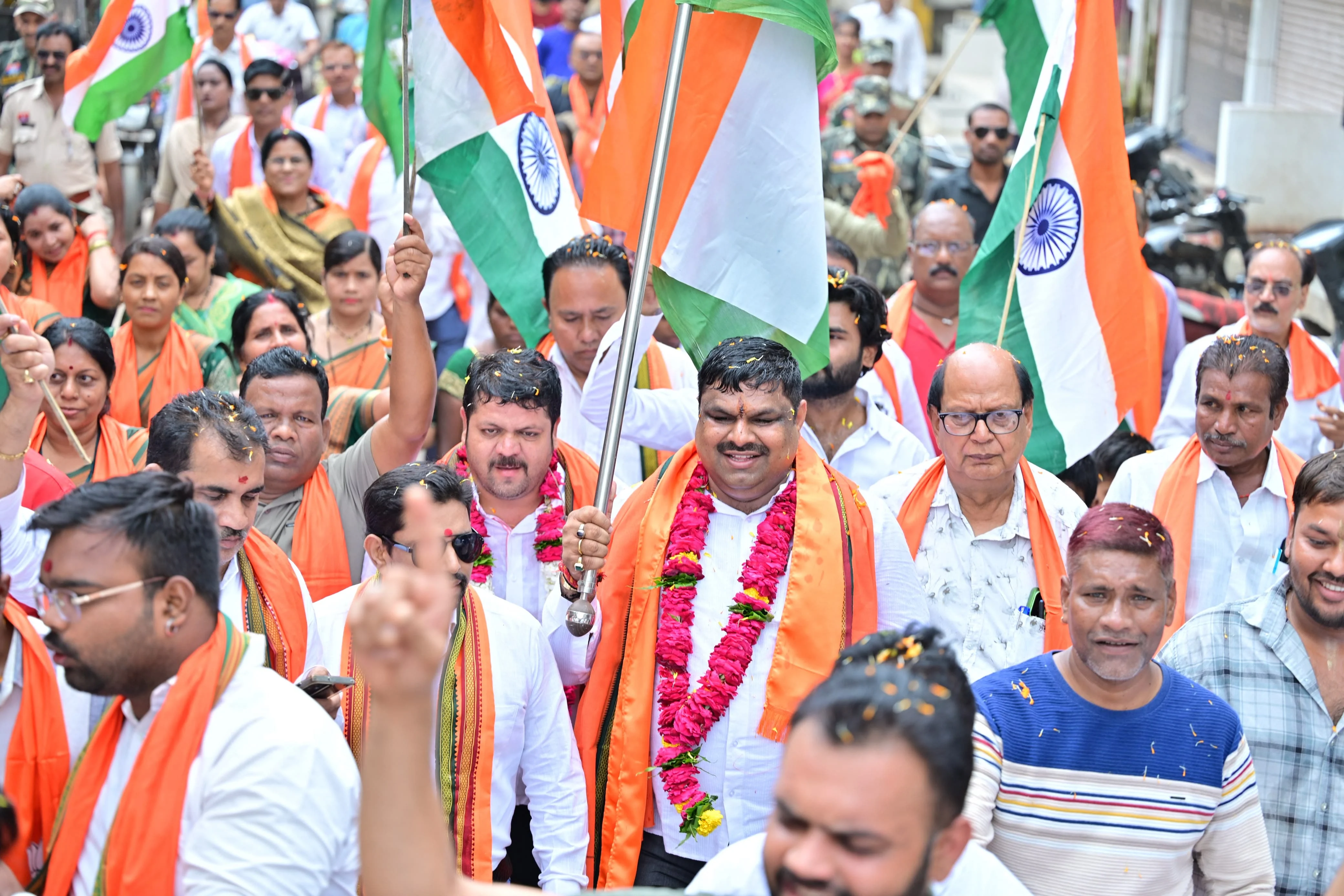 तिरंगा हमारी आन, बान और शान का प्रतीक, दुर्ग विधानसभा के तीन भाजपा मंडल ने निकाली तिरंगा यात्रा में उमड़ा राष्ट्रभक्ति का जनसैलाब
