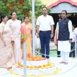 महापौर अलका बाघमार ने नगर निगम मुख्यालय में किया ध्वजारोहण, महापौर एवं आयुक्त उत्कृष्ट कार्य करने वाले अधिकारी, कर्मचारियों को प्रशस्ति पत्र देकर किया सम्मानित