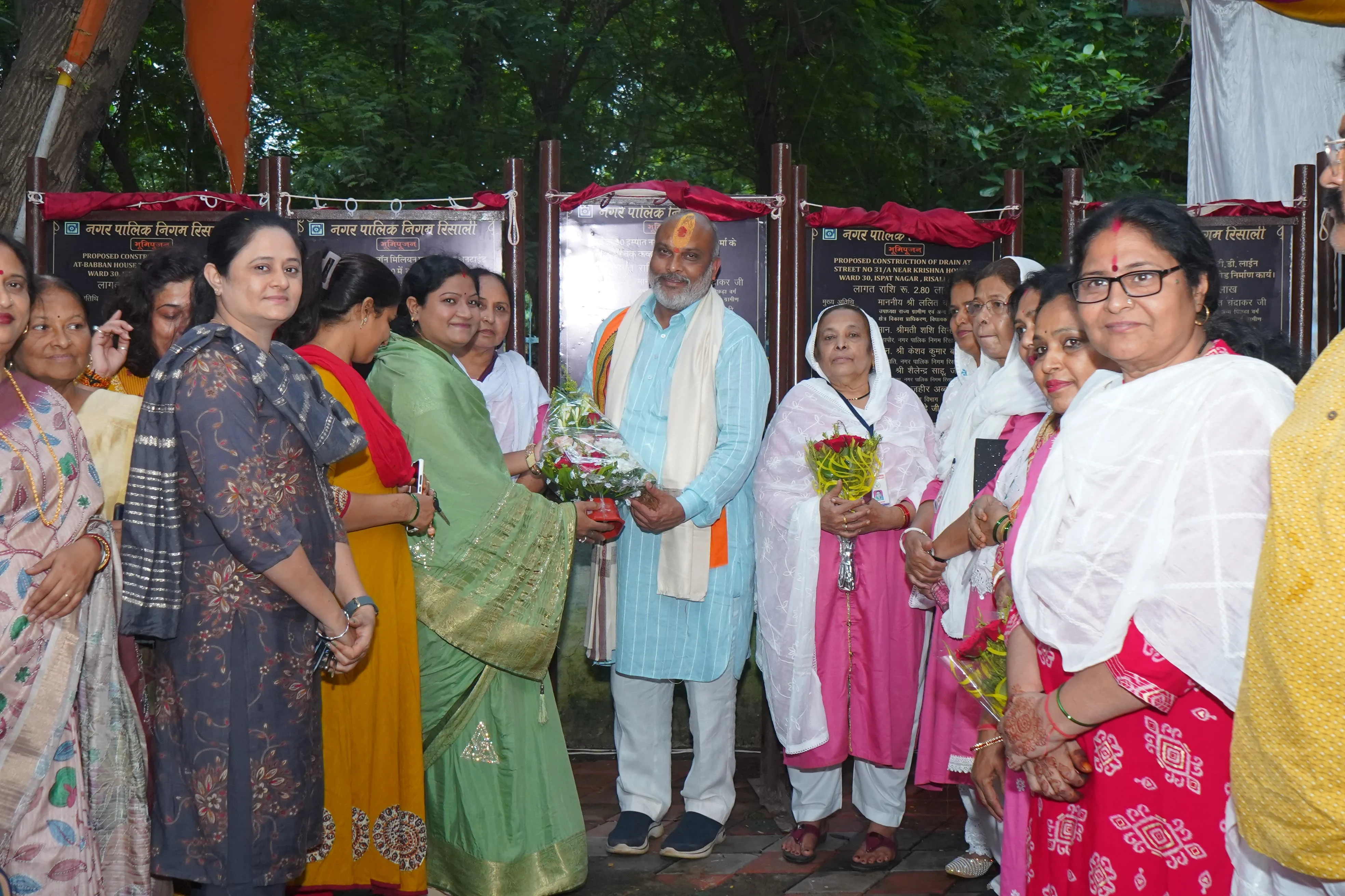 दुर्ग ग्रामीण विधायक ललित चंद्राकर ने रिसाली वार्ड 29 और 30 को 1.01 करोड़ की दी सौगात, भूमिपूजन कर रखी आधारशीला