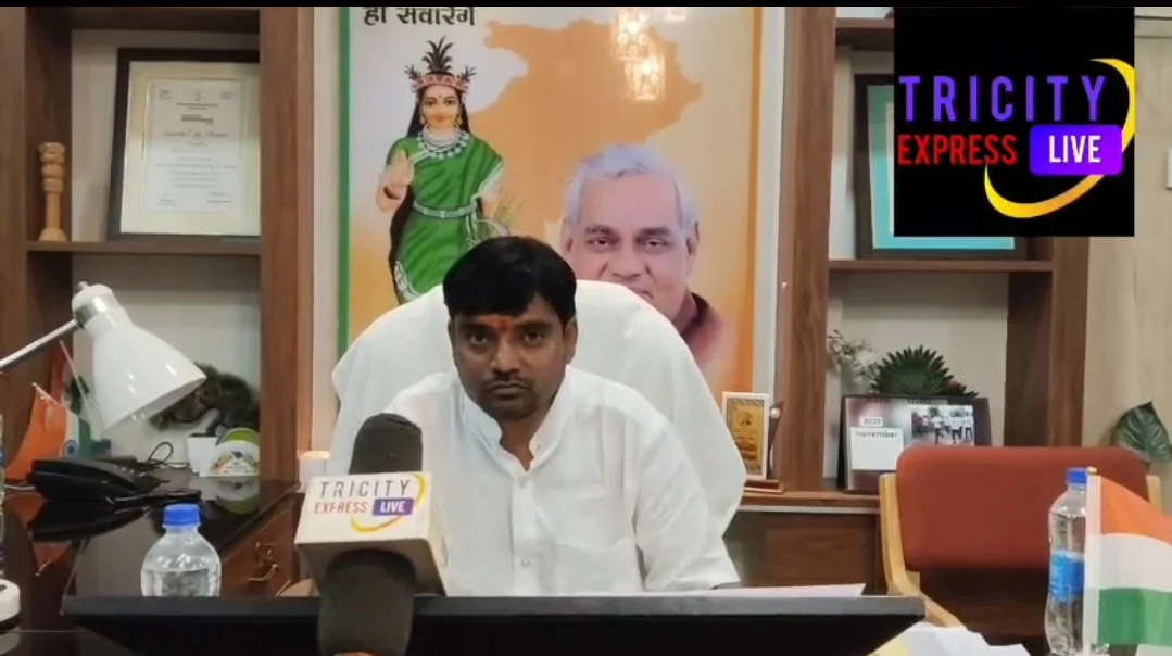 नगर पालिका परिषद अध्यक्ष विजय सिन्हा और सीएमओ नरेश कुमार वर्मा अतिक्रमण को लेकर सख़्त