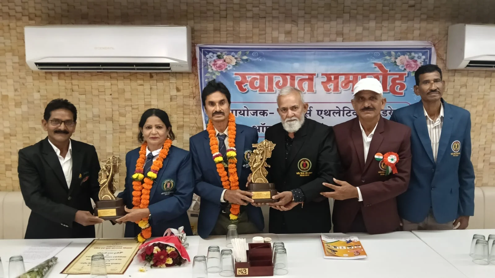 मास्टर्स एथलेटिक्स में दुर्ग-भिलाई का परचम, गंगेश्वर देवांगन व प्रभा हुसैन को मिला शहीद विनोद चौबे सम्मान