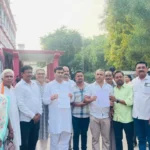 उरला-गया नगर-रामनगर की 8 किमी जर्जर सड़क के नवनिर्माण की मांग, कांग्रेस ने जिलाधीश को सौंपा ज्ञापन