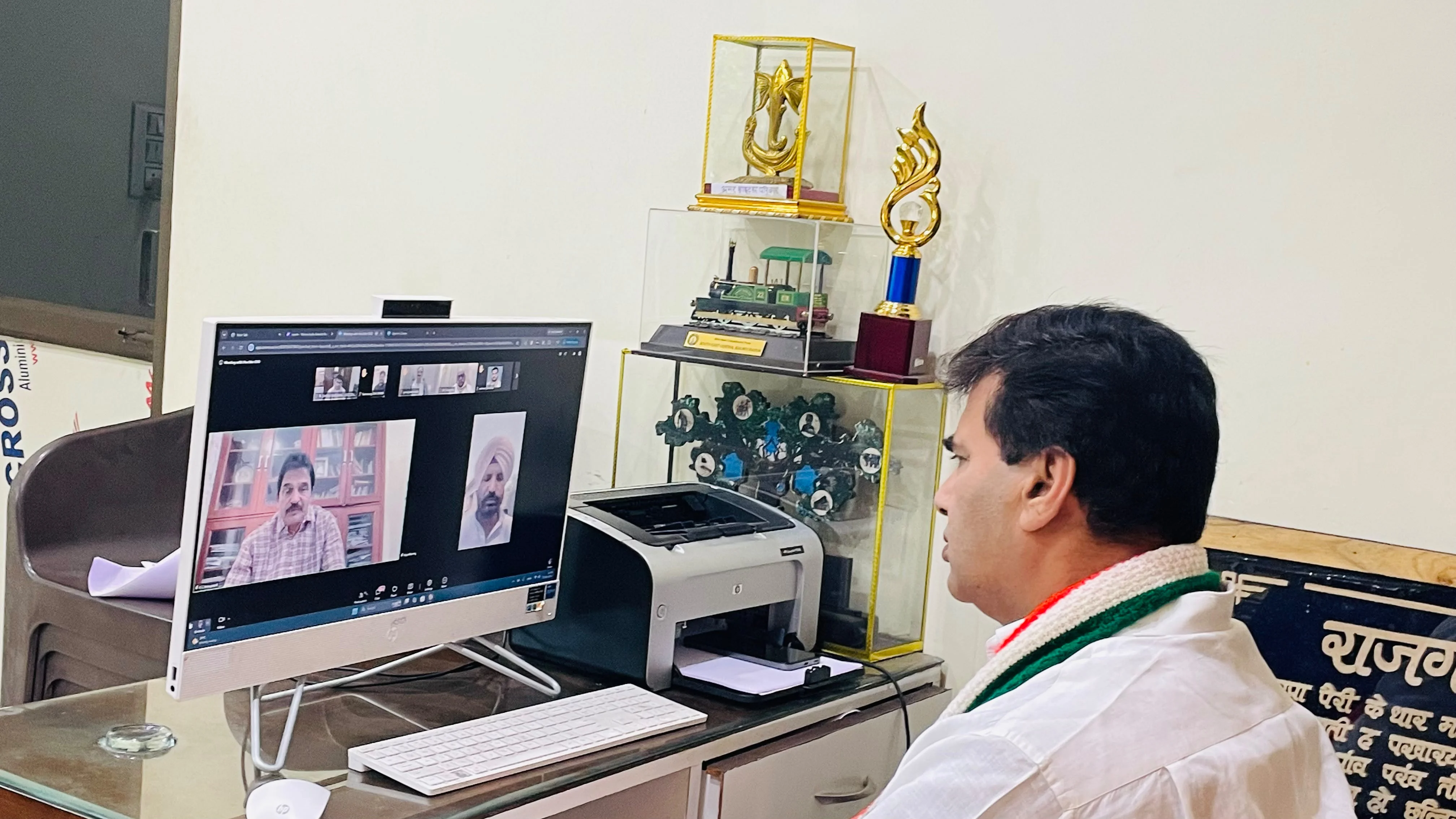 28 सितंबर के विरोध मार्च को लेकर कांग्रेस के राष्ट्रीय संगठन महासचिव के.सी. वेणुगोपाल ने ली जिलाध्यक्षों की ऑनलाइन बैठक, दुर्ग में कांग्रेस कार्यकर्ता काला कपड़ा पहनकर होंगे शामिल