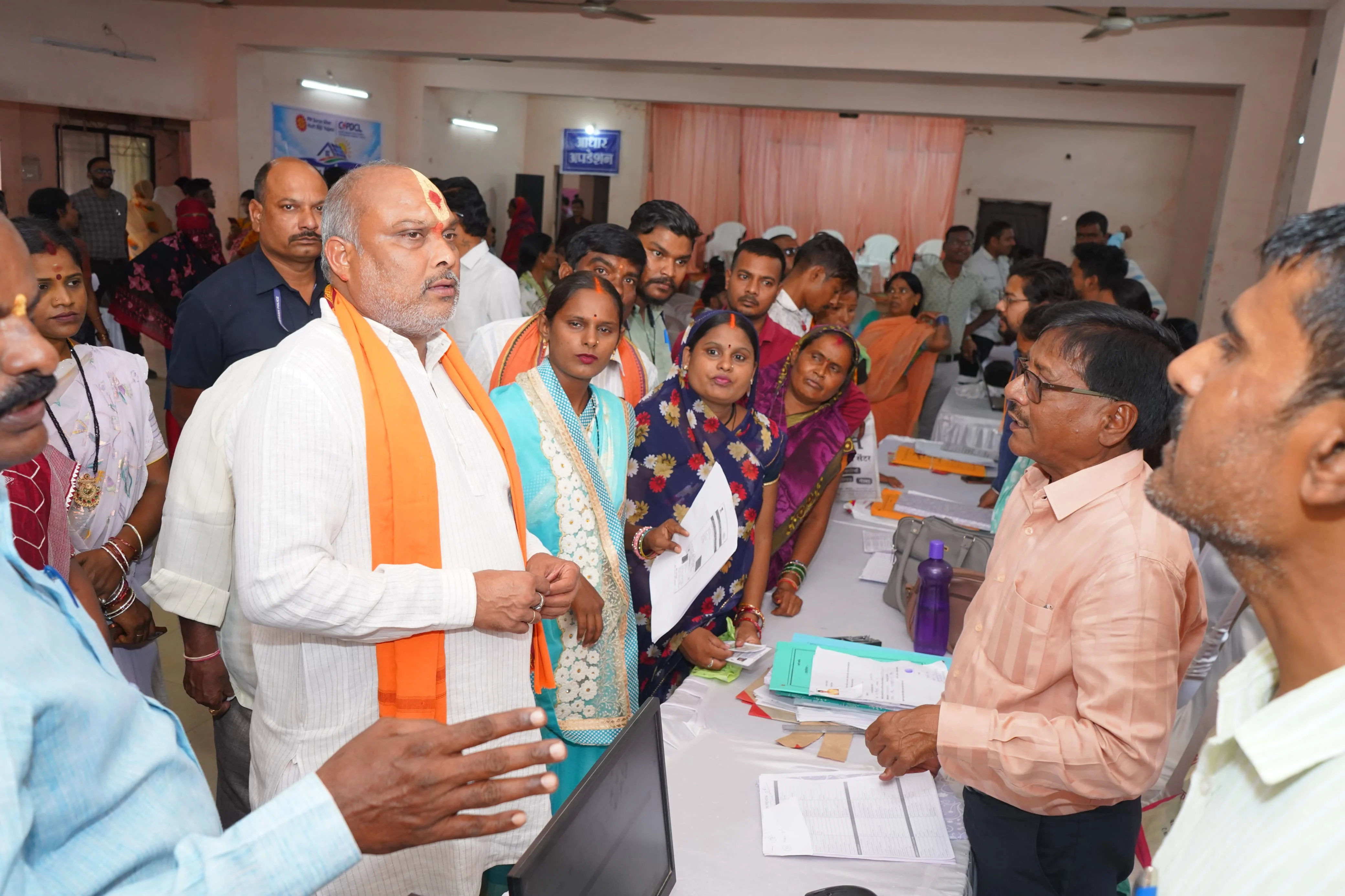 सेवा ही संकल्प: पुरैना जगदम्बा चौक में नगर निगम रिसाली द्वारा आयोजित सेवा संकल्प अभियान शिविर में मुख्य अतिथि के रूप में सम्मिलित हुए दुर्ग ग्रामीण विधायक ललित चंद्राकर