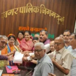 जैन मंदिर रोड के नाम परिवर्तन के मुद्दे पर दो पक्षों में विवाद की स्थिति, सकल जैन समाज ने नाम यथावत रखने महापौर से लगाई गुहार