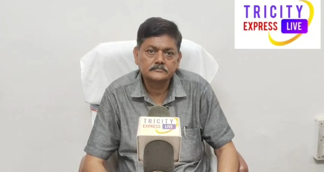 बेसिक स्कूल ग्राउंड में सेवानिवृत शिक्षक सम्मान और मेधावी छात्रों के सम्मान का आयोजन होने की जानकारी, बेमेतरा विधायक दीपेश साहू और जिला शिक्षा अधिकारी अभय जायसवाल ने दी