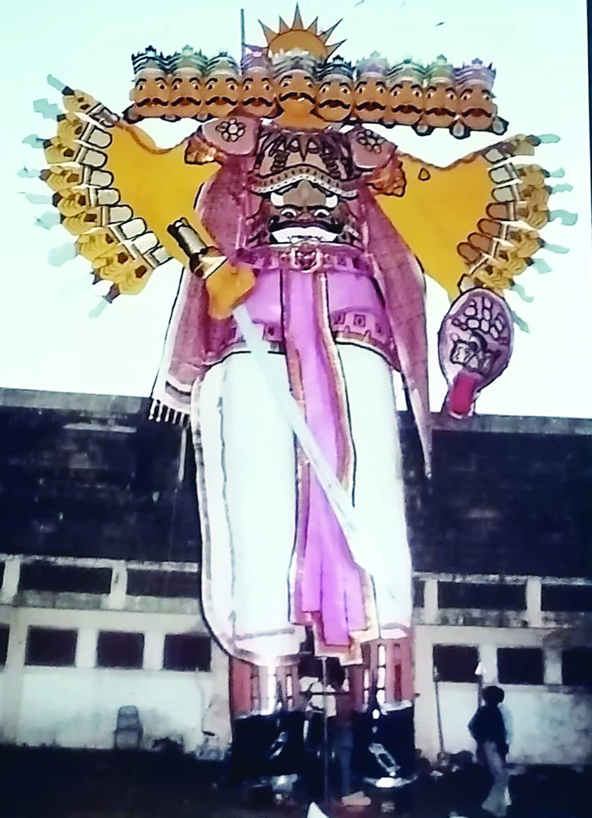 रावणभाठा रविशंकर स्टेडियम में 60 फीट रावण का पुतला दहन 20 अक्टूबर को