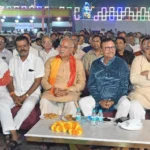 गंजपारा दुर्गोत्सव समिति दुर्गा धाम पुरानीगंज मंडी के प्रांगण में कवि सम्मेलन का आयोजन