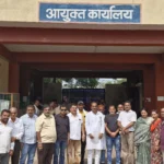 शहर के 60 वार्डों और मुख्य मार्गों में 2-3 महीनों से बंद स्ट्रीट लाइटें, नागरिकों में आक्रोश - मध्य ब्लॉक कांग्रेस कमेटी दुर्ग ने आयुक्त को सौंपा ज्ञापन