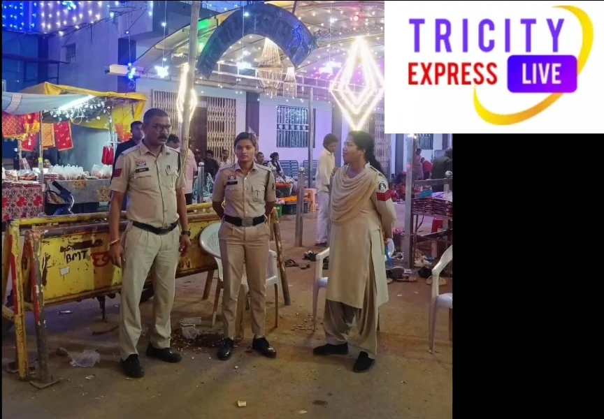चौक-चौराहों, बैंक, एटीएम, सराफा मार्केट एवं संवेदनशील क्षेत्रों में लगातार कांबिंग गश्त पेट्रोलिंग जारी