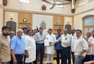 ई-चालान की भारी जुर्माना राशि के विरोध में कांग्रेस ने पुलिस अधीक्षक को सौंपा ज्ञापन , अध्यक्ष बाकलीवाल ने कहा- मध्यमवर्गीय पर आर्थिक बोझ