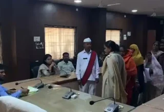 अपर कलेक्टर भारद्वाज ने जनदर्शन में सुनी आमजन की समस्याएं