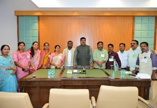 दुर्ग निगम के पार्षदो ने देखी विधानसभा की कार्यवाही- मंत्री गजेन्द्र यादव रहे मौजूद