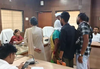 जनदर्शन में कलेक्टर सुश्री प्रतिष्ठा ममगाईं ने आमजन की सुनीं समस्याएं, जनदर्शन में 44 आवेदन प्राप्त हुए