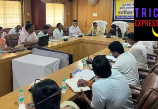  कलेक्टर की अध्यक्षता में शिक्षा एवं आदिवासी विभाग की समीक्षा बैठक सम्पन्न