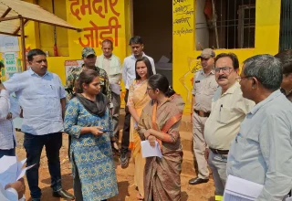 देवरबीजा सेवा सहकारी समिति का निरीक्षण: प्रभारी सचिव शहला निगार ने व्यवस्थाओं का लिया जायजा