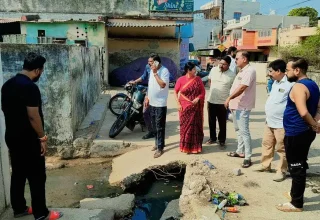 महापौर अलका बाघमार ने वार्ड 59 में किया सफाई व्यवस्था का निरीक्षण, नाली निकासी सुधार के दिए निर्देश