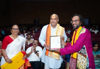 गुरुदेव रवींद्रनाथ टैगोर जयंती पर कविगुरु का सफल मंचन, विधायक ललित चंद्राकर ने कहा- टैगोर के विचार आज भी प्रासंगिक