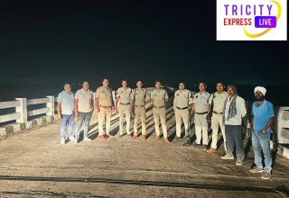 बेमेतरा पुलिस का अवैध खनिज उत्खनन एवं परिवहन की रोकथाम के लिए पेट्रोलिंग एवं सघन जांच अभियान जारी