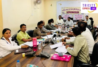 स्कूली एवं आंगनबाड़ी बच्चों की नेत्र जांच, मोतियाबिंद नियंत्रण एवं नेत्रदान जागरूकता पर विशेष जोर