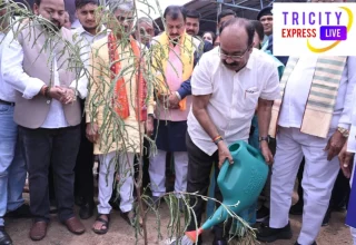 शाला प्रवेश उत्सव और न्योताभोज कार्यक्रम में शामिल हुए मंत्री अरुण साव और दयालदास बघेल