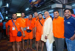दुर्ग रेलवे स्टेशन से बाबा बैद्यनाथ धाम के लिए रवाना हुए बोलबम कांवड़िया परिवार के शिवभक्त