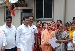 महंगी बिजली, बढ़े हुए बिजली बिलों एवं स्मार्ट मीटर लगाने के खिलाफ पश्चिम ब्लॉक कांग्रेस कमेटी का चरणबद्ध वार्ड दौरा