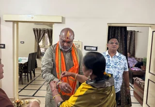 रक्षाबंधन पर स्नेह, विश्वास और अपनापन का उत्सव, विधायक ललित चंद्राकर एवं अशोक चंद्राकर को बहनों ने बांधी राखी
