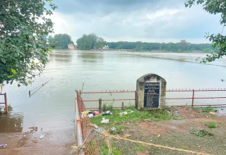 शिवनाथ नदी महामरा एनीकट के टूट रहे बैरिगेट्स से हादसे का खतरा, अरुण वोरा ने जिला प्रशासन को किया सतर्क