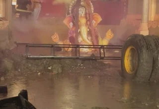 गणपति का कुंड में विसर्जन कर दिया पर्यावरण संरक्षण का संदेश, श्री दक्षिण कौशल गणेशोत्सव समिति मिनी स्टेडियम पद्मनाभपुर की पहल