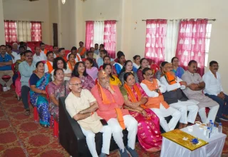 मन की बात की 138वीं कड़ी का भाजपा कार्यकर्ताओं ने किया श्रवण केंद्रीय राज्य मंत्री सावित्री ठाकुर की उपस्थिति में रिसाली के बूथ क्रमांक 103 में हुआ आयोजन