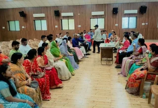 महापौर अलका बाघमार ने पार्षदों के साथ की विकास कार्यों की समीक्षा, वार्डों की समस्याओं के समाधान पर चर्चा,स्वच्छता, वार्डों में डस्टबिन वितरण के निर्देश